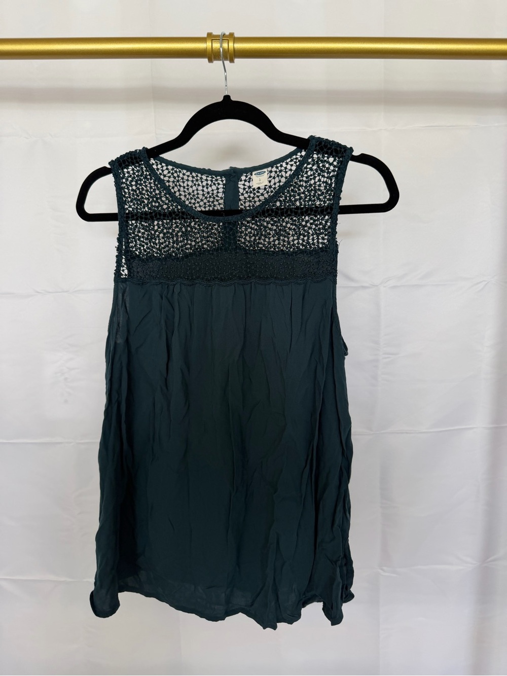 Sleeveless blouse